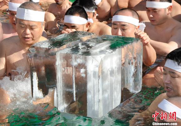 全球奇怪洗浴文化：让人目瞪口呆